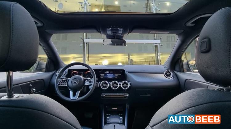 Mercedes Benz EQA260 2022