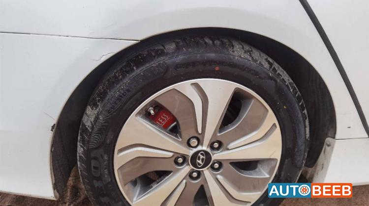 هيونداي سوناتا 2015