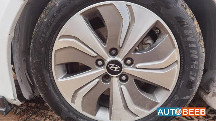 هيونداي سوناتا 2015