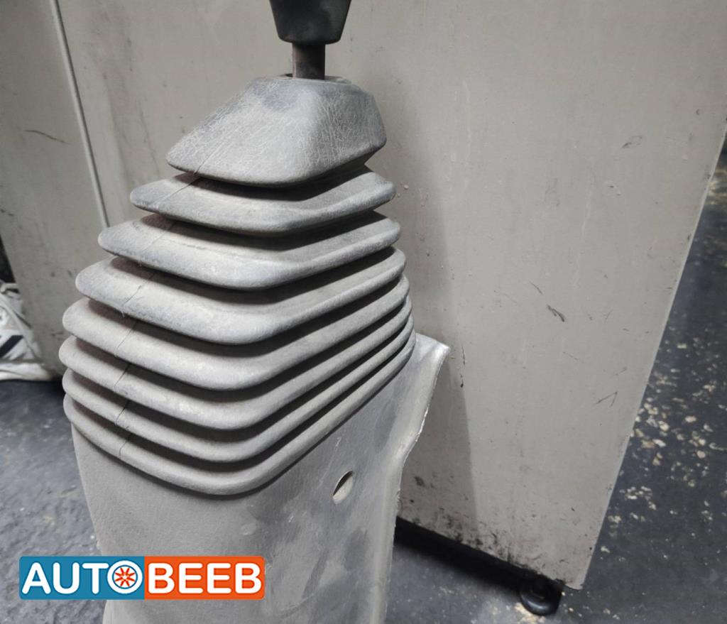 يد غيارات كيا بنجو 1997 1998 1999 2000 2001 2002 2003