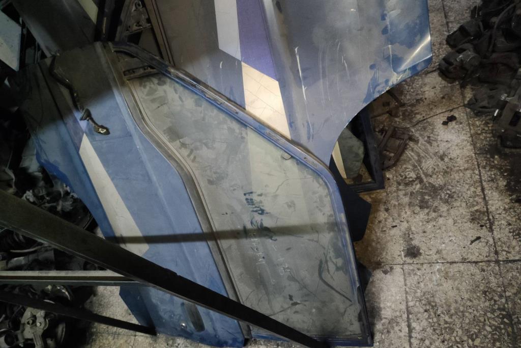 باب امامي يمين شمال هيونداي اتش100 1997 1998 1999 2000 2001 2002 2003