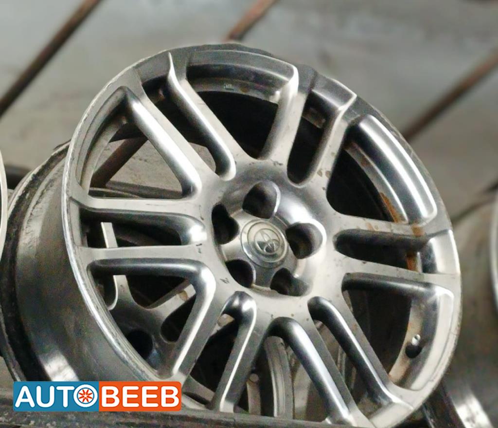 طقم جنطات تويوتا 5 براغي 17 اصلي