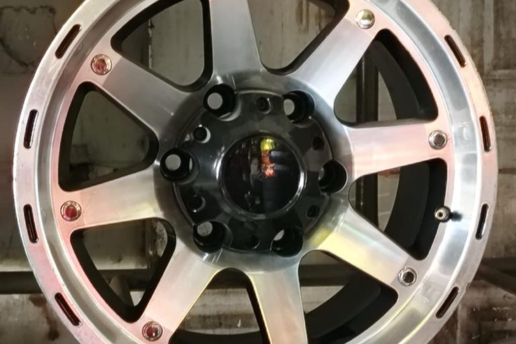  Wheel and Rims  
