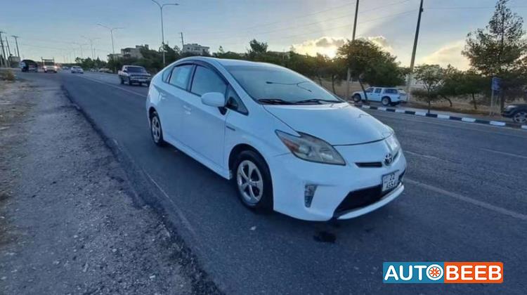 Toyota Prius 2015
