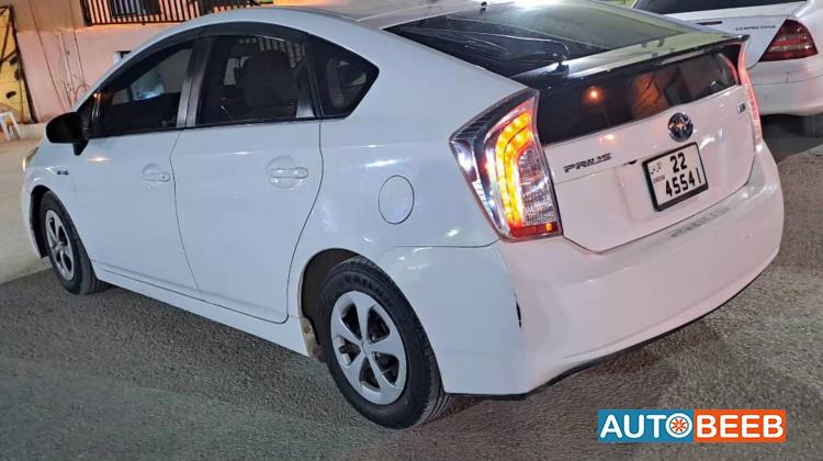 Toyota Prius 2015