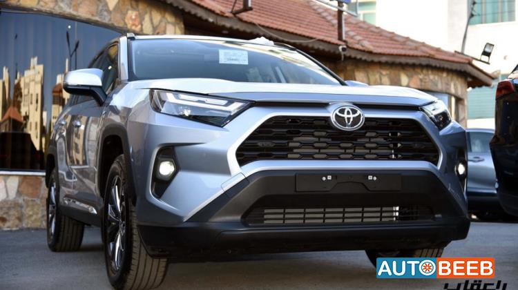 Toyota RAV4 2025