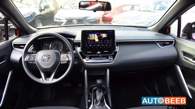 تويوتا كروس 2024