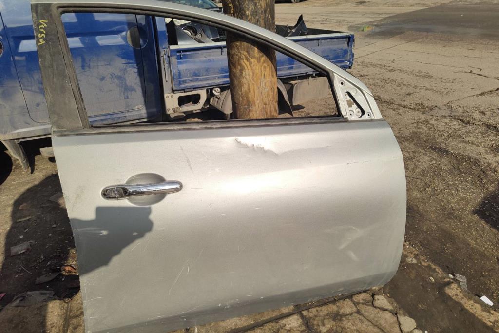 باب امامي يمين نيسان صني 2016 2017