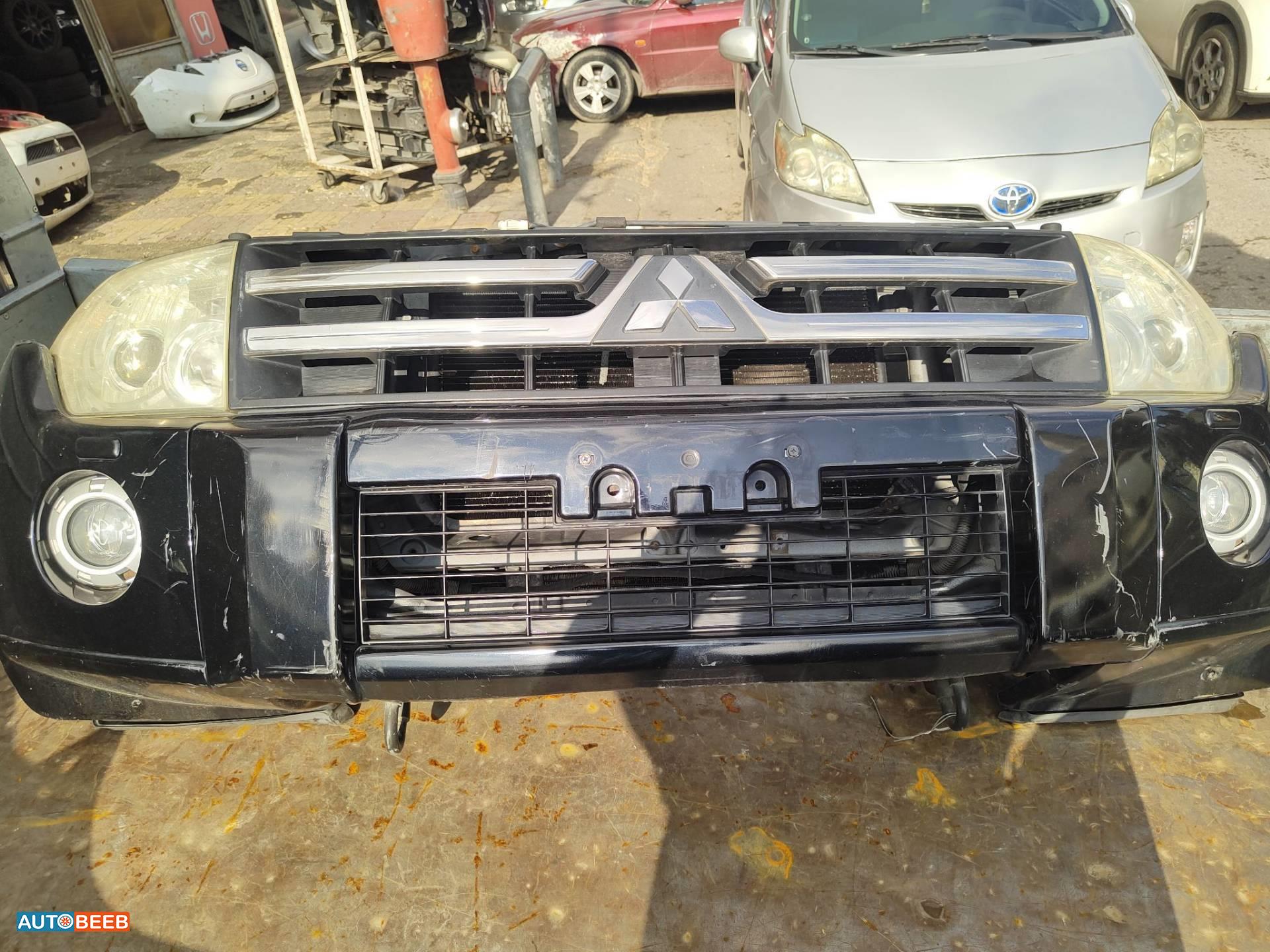 Body  Bumper Mitsubishi Pajero