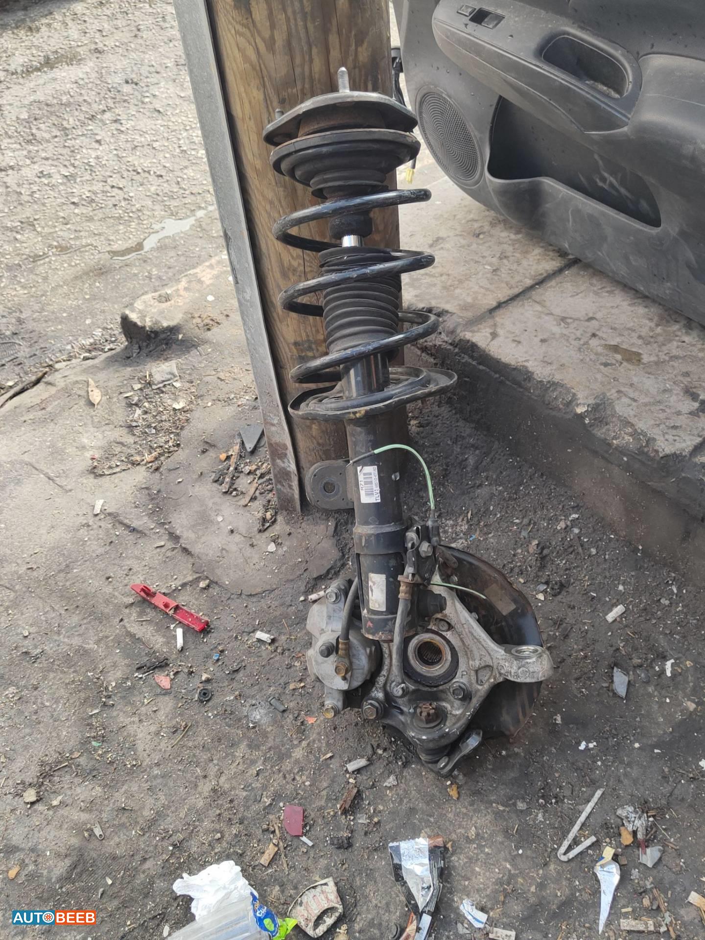  Shock Absorber Toyota Prius