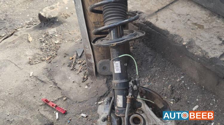  Shock Absorber Toyota Prius