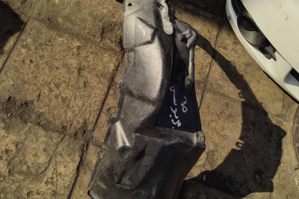 Body  RR BUMPER Toyota Prius