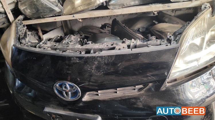 Body  Bumper Toyota Prius