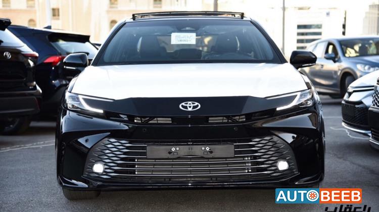 Toyota Camry 2025