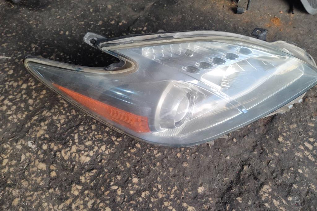 Lights Front light Toyota Prius