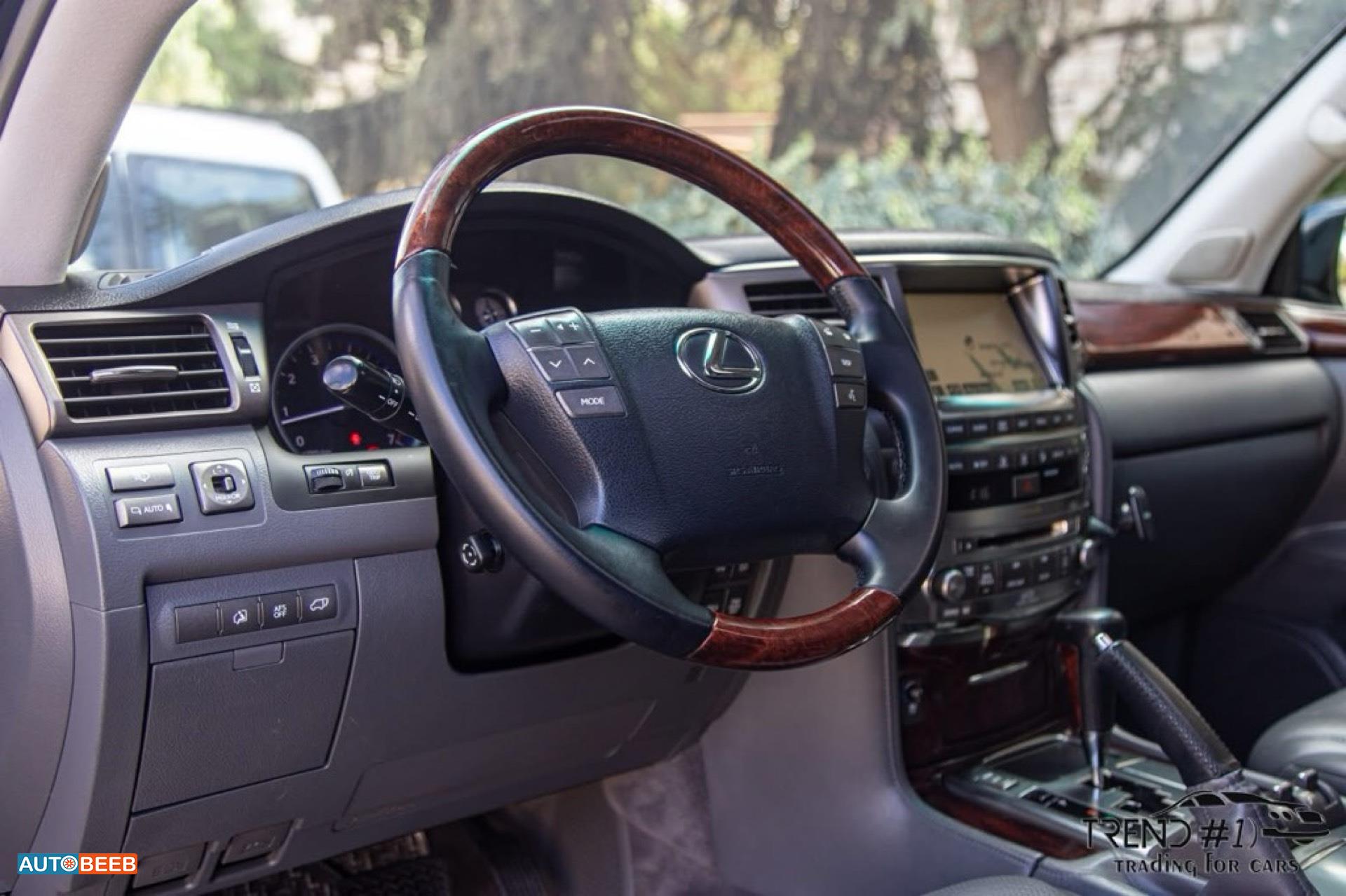 Lexus LX570 2009