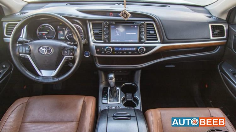 Toyota Highlander 2019