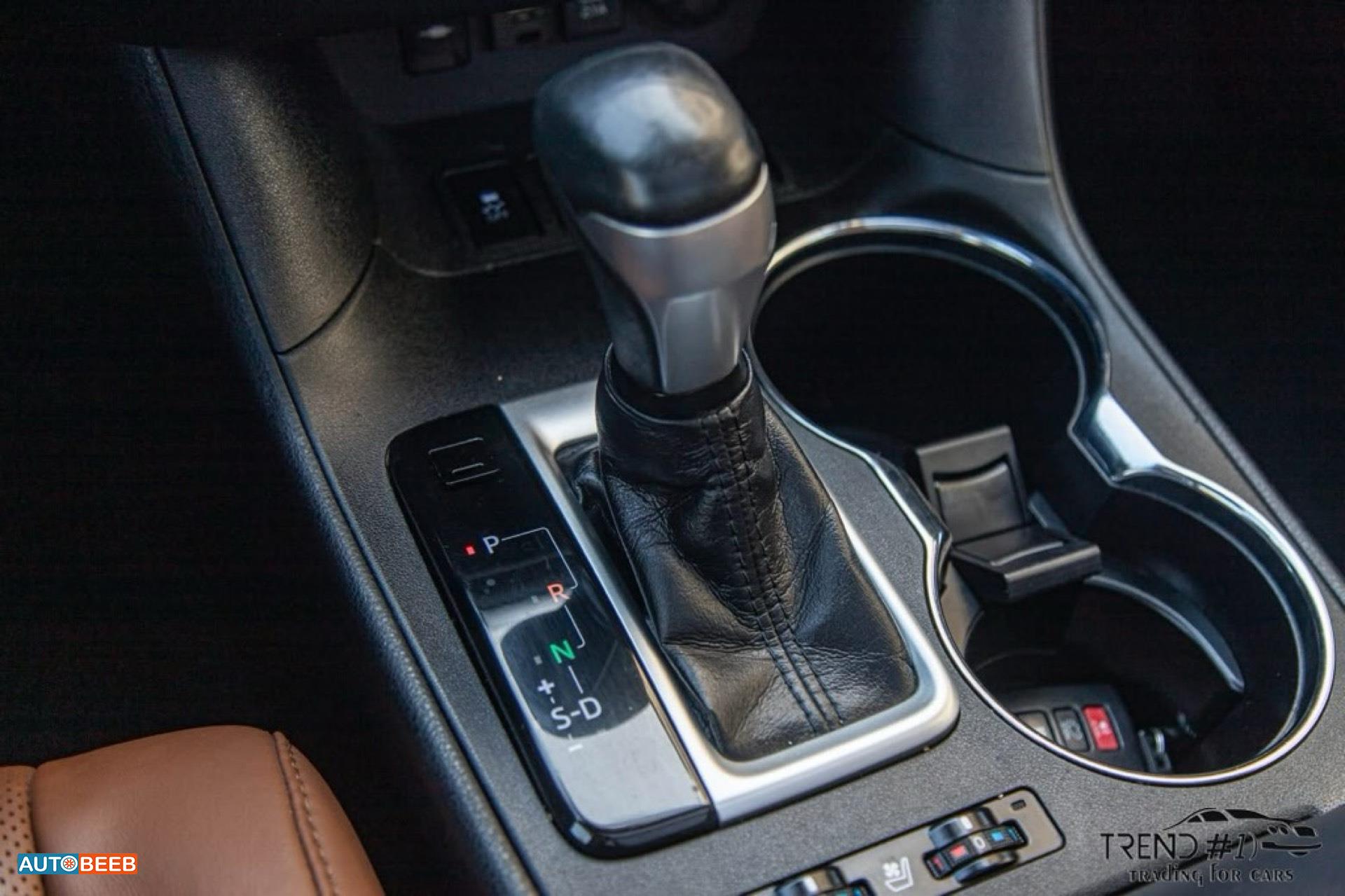 Toyota Highlander 2019