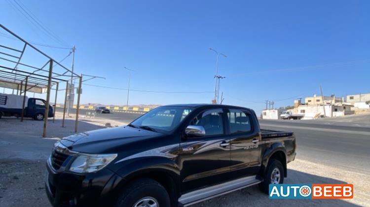 Toyota Hilux 2015