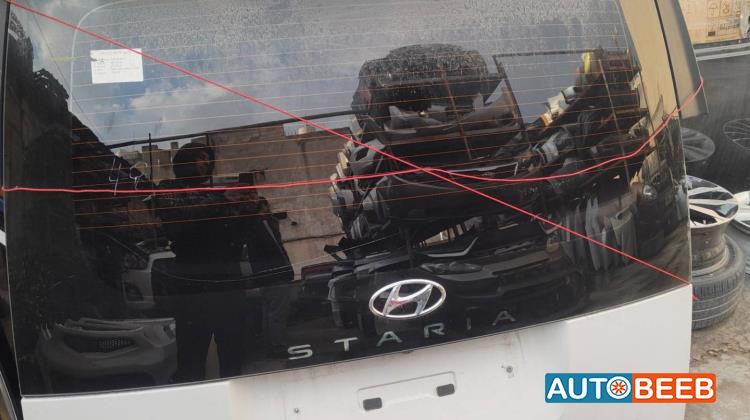 Body  Trunk Hyundai Staria