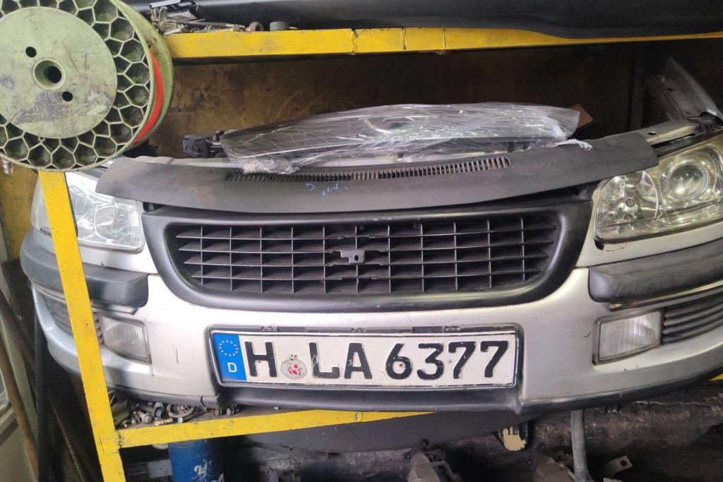 Body  Bumper Opel Omega