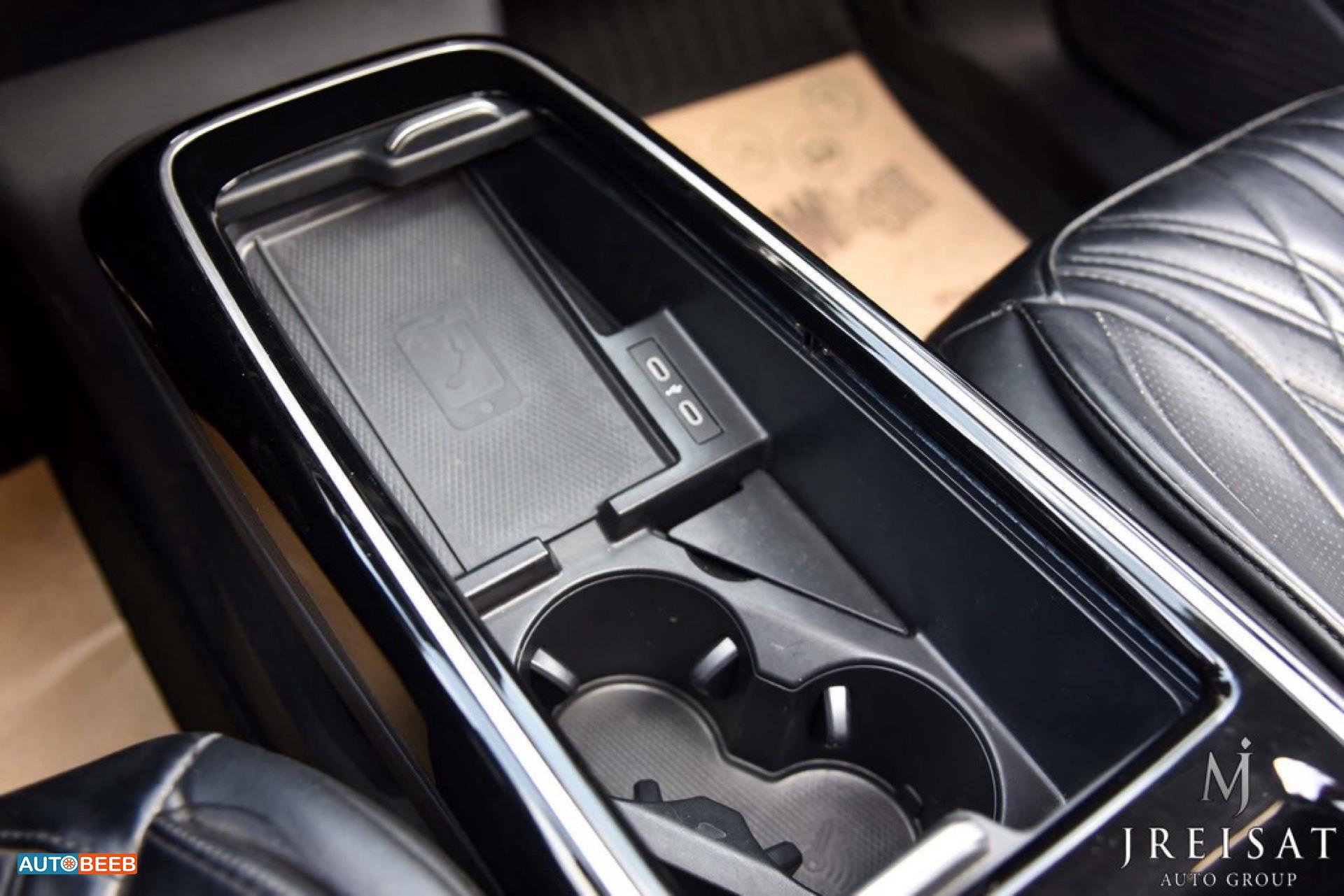 Volkswagen ID.6 2022