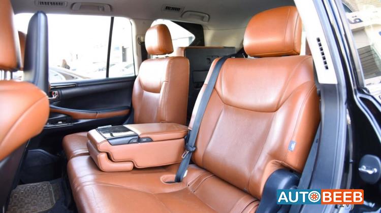 Lexus LX570 2013