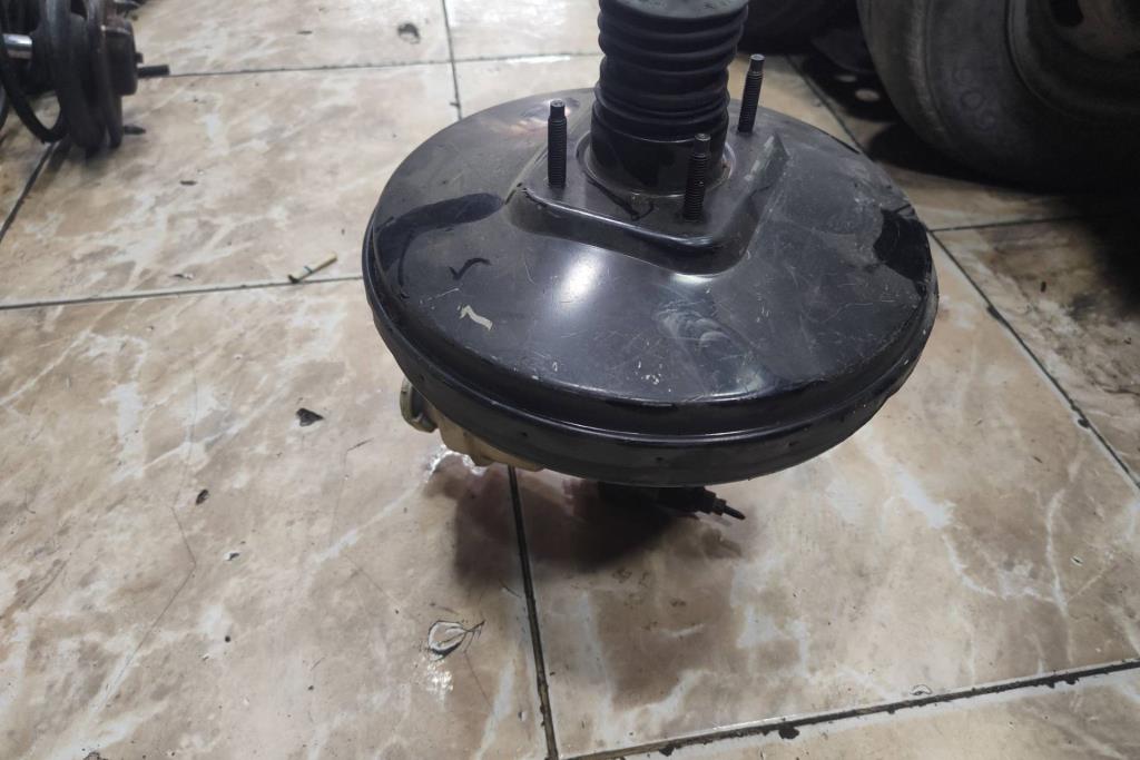 سيرفو بريك ميتسوبيشي لانسر جالنت تويوتا كورولا بريوس 1990 1991 1992 