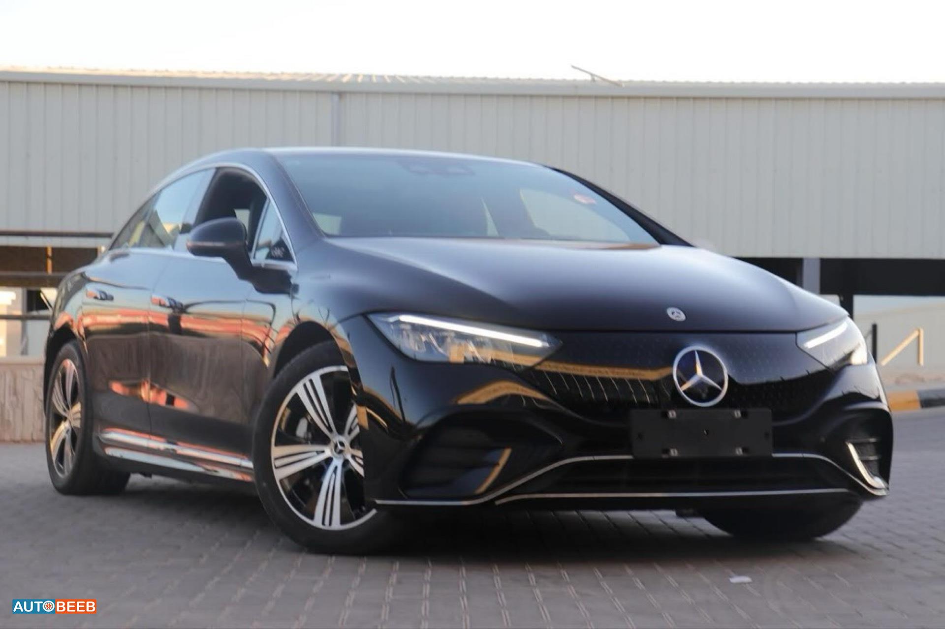 Mercedes Benz EQE350 2023