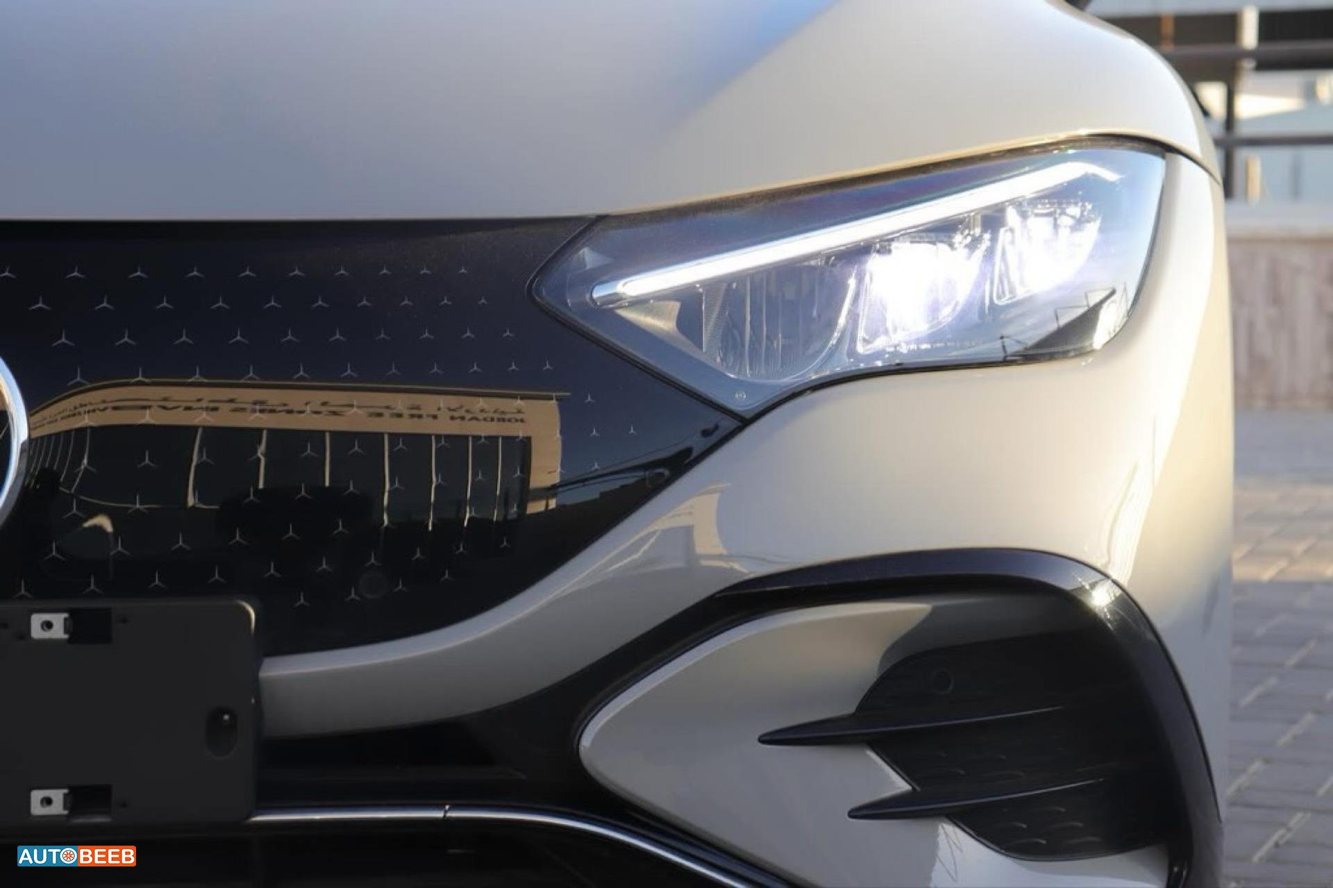 Mercedes Benz EQE350 2023