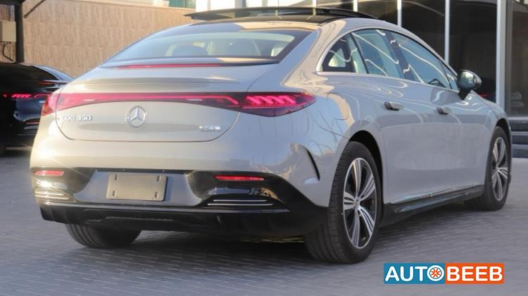 Mercedes Benz EQE350 2023