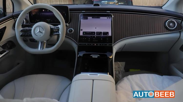Mercedes Benz EQE350 2023