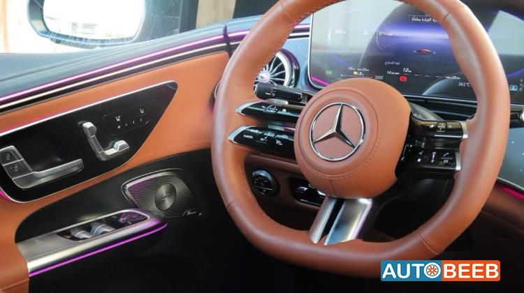 Mercedes Benz EQE53 2023