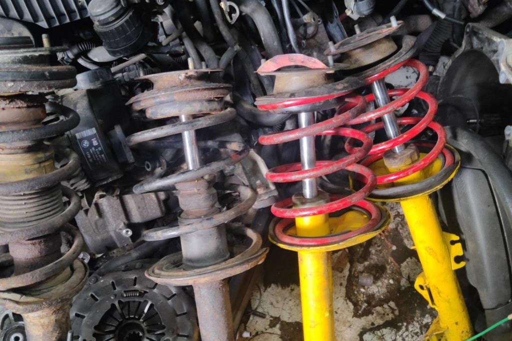  Shock Absorber BMW 330e