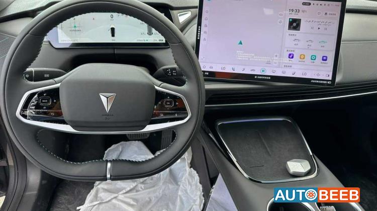 شانجان SL03 2025