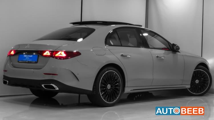 Mercedes Benz E200 2025