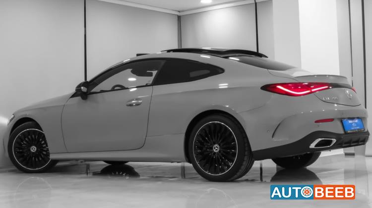 Mercedes Benz CLE200 2024