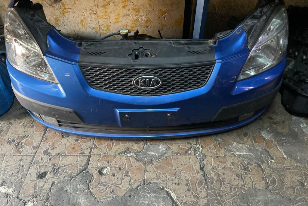 واجهة امامية اضوية يمين شمال كيا ريو 2007 2008