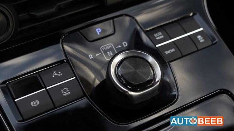 تويوتا bZ4X 2023