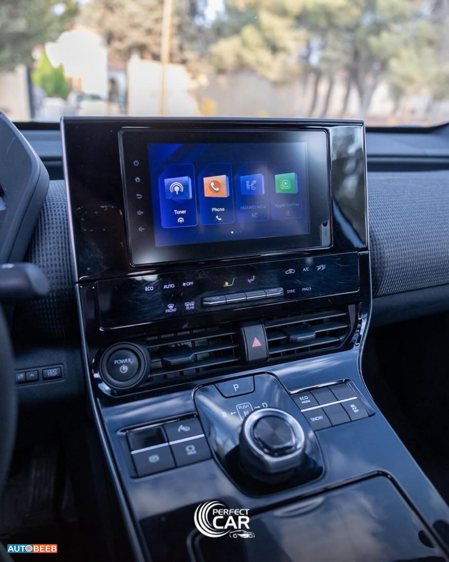 تويوتا bZ4X 2023