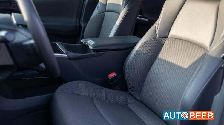 تويوتا bZ4X 2023