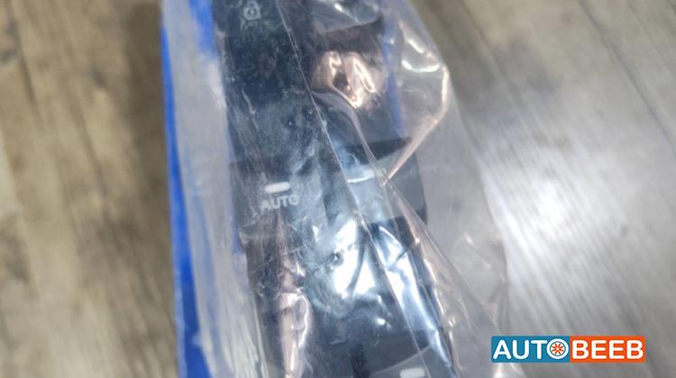 Cabin  Control buttons Hyundai Ioniq