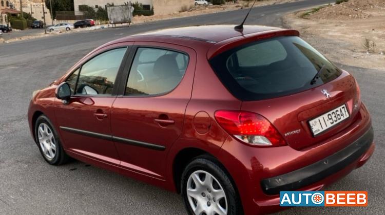 Peugeot 207 2011