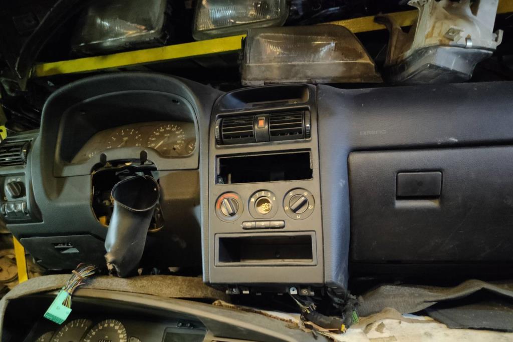 Cabin  Dashboard Opel Astra