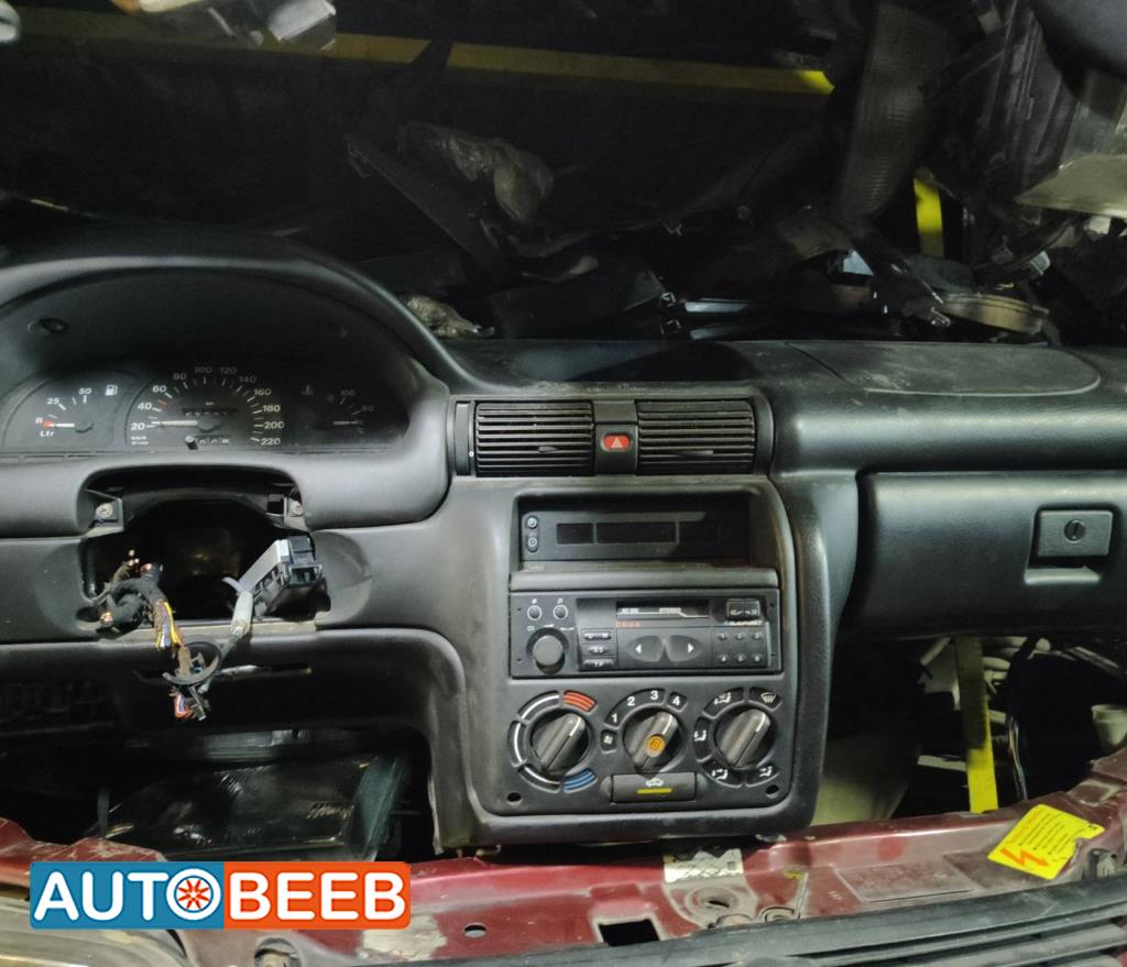 Cabin  Dashboard Opel Astra