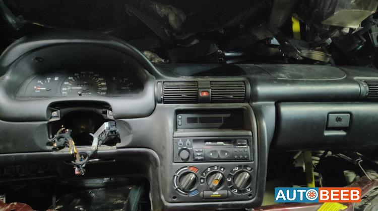 Cabin  Dashboard Opel Astra