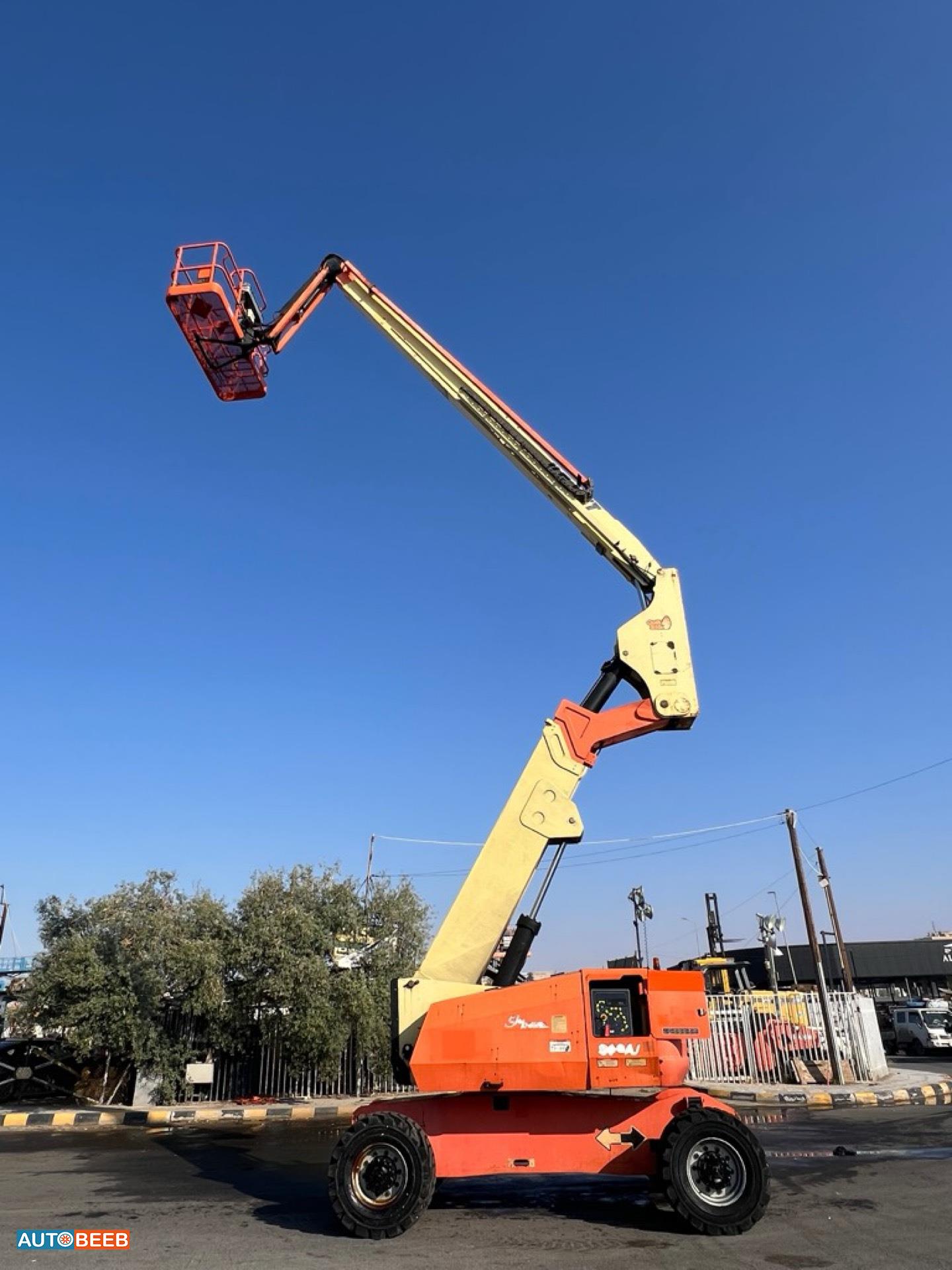 Aerial work platform JLG 2013