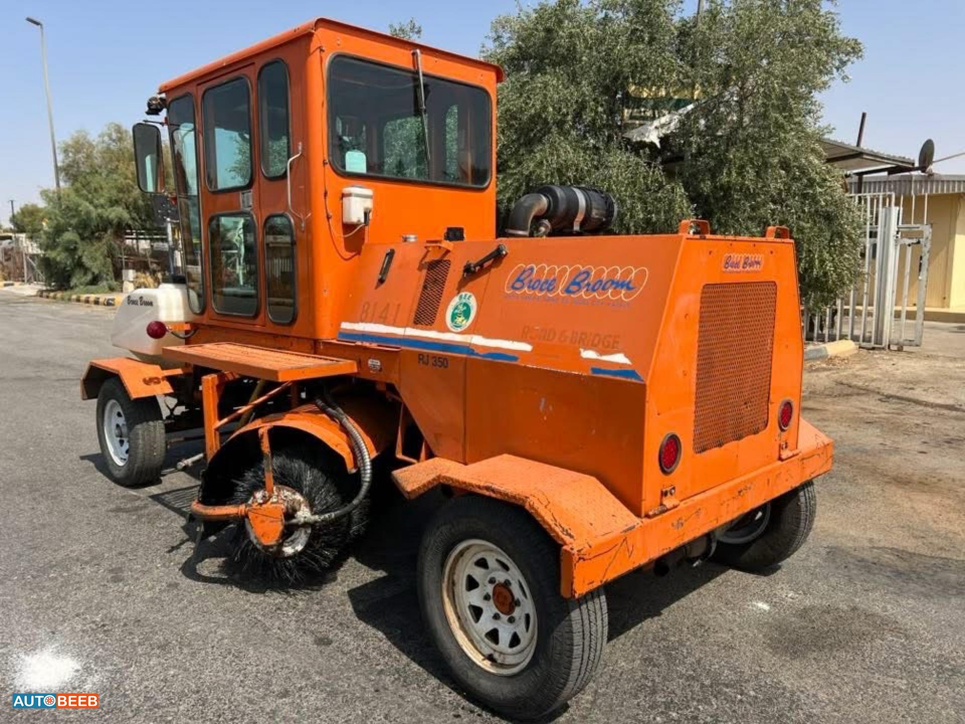 Wheel Tractor Scraper Wirtgen 2006