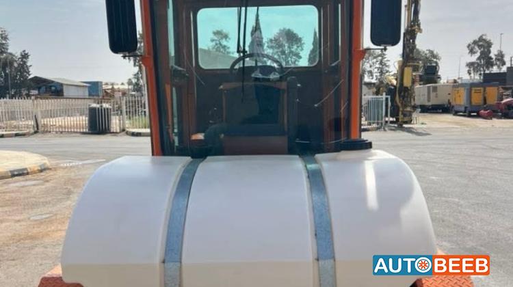 Wheel Tractor Scraper Wirtgen 2006