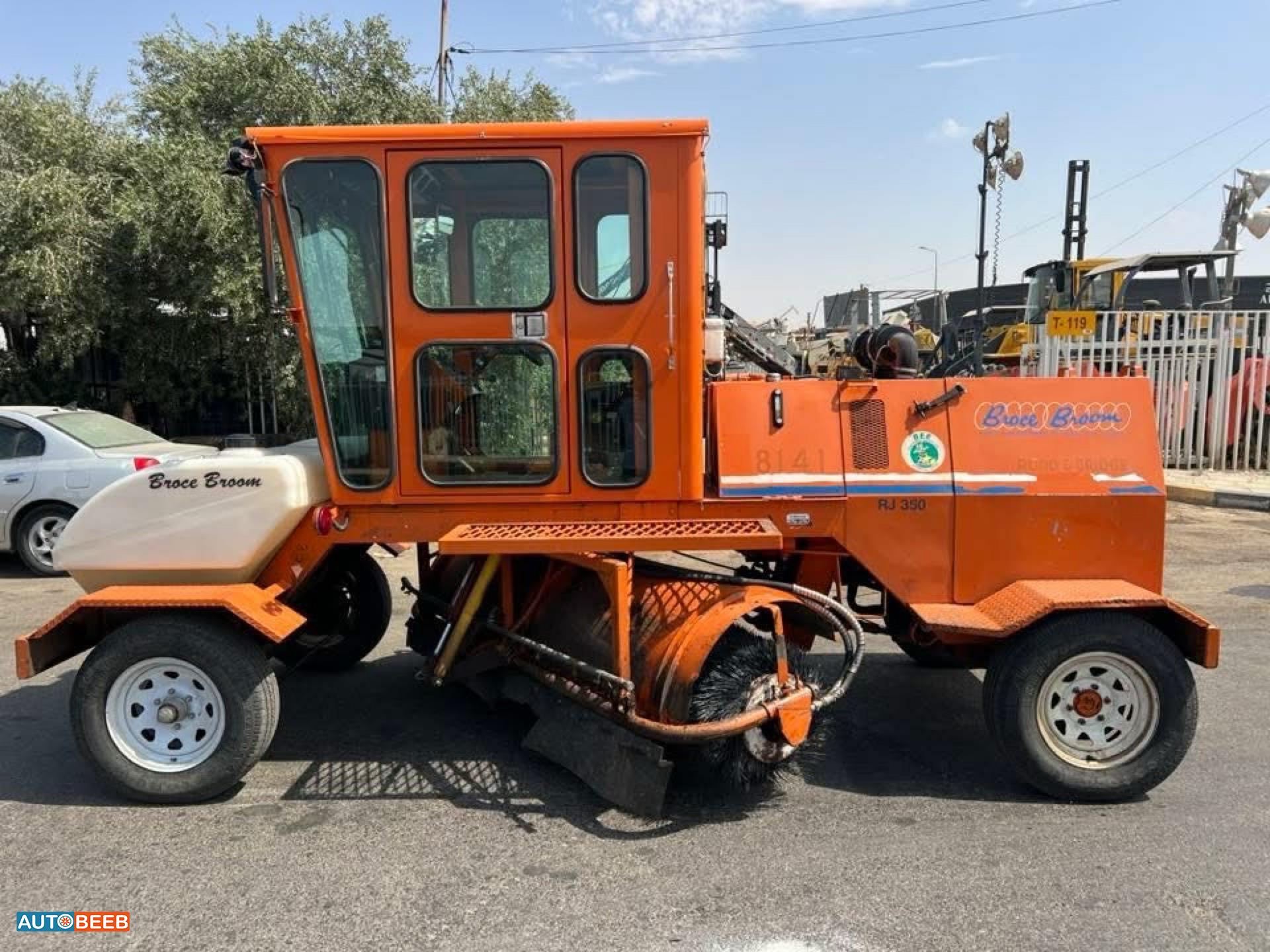 Wheel Tractor Scraper Wirtgen 2006